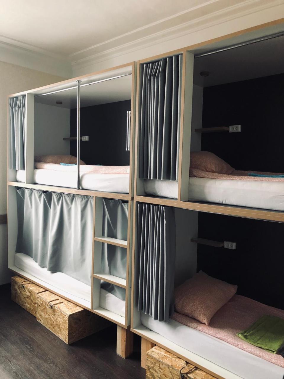 Hostel Tower 31/18 ミンスク エクステリア 写真